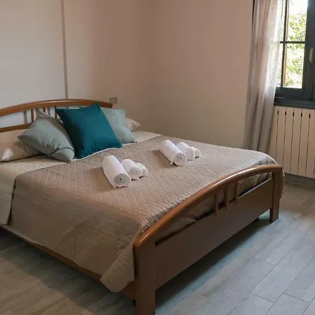 A Casa Di Toni דירה סירמיונה